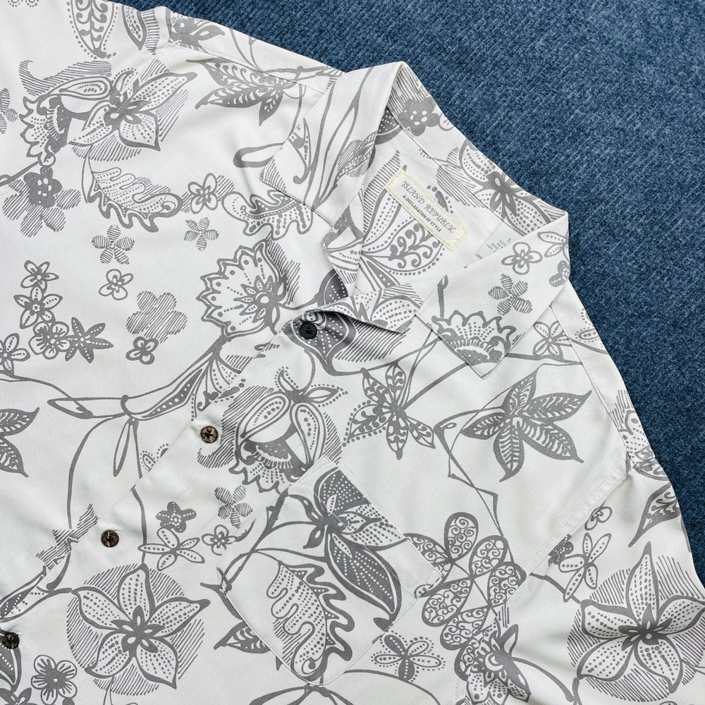 Island Republic Silk Hawaiian Shirt Large Cream Grey Floral Tropical Camp Y2K